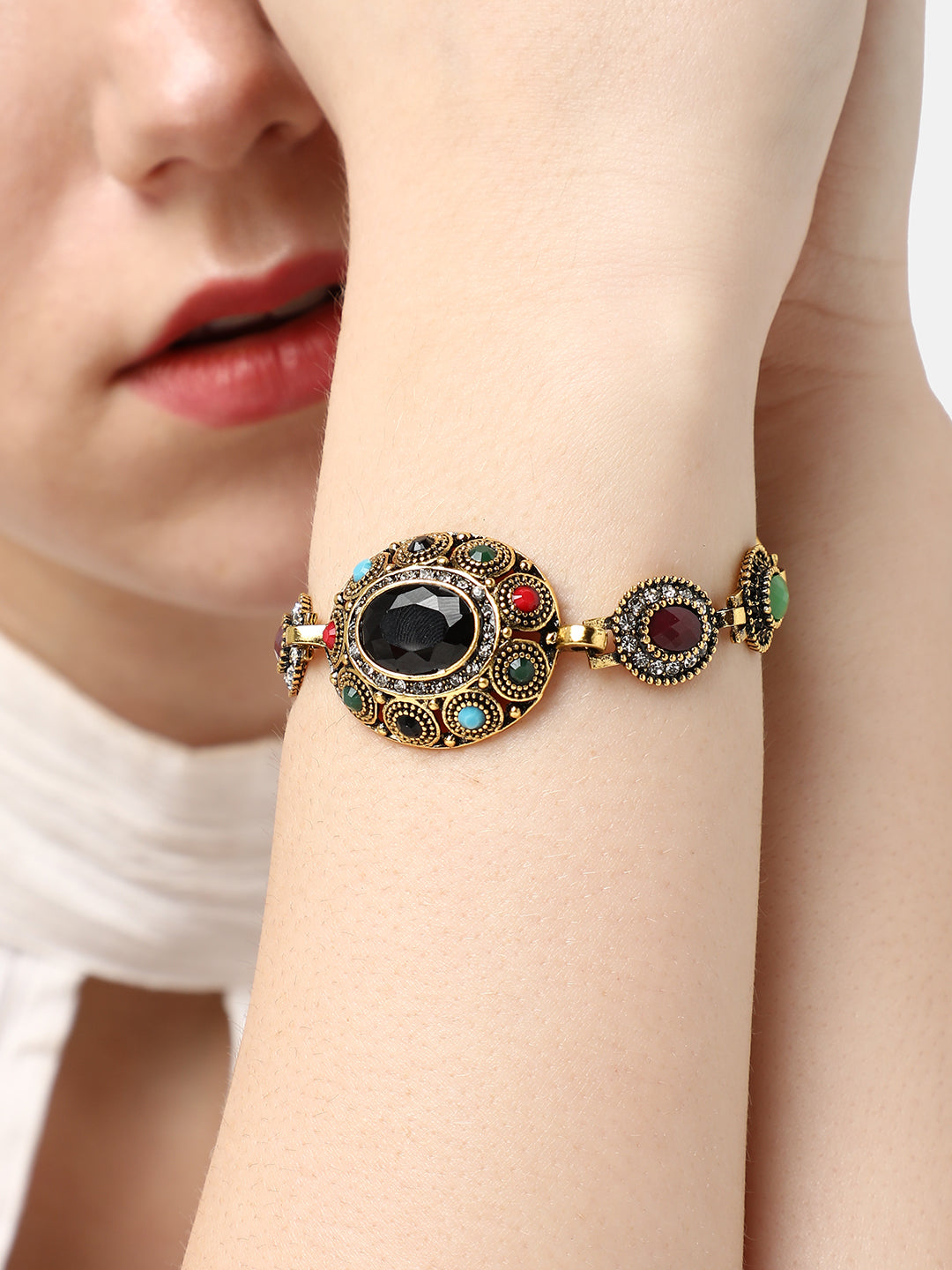 GOLD PLATED DESIGNER STONE BRACELET