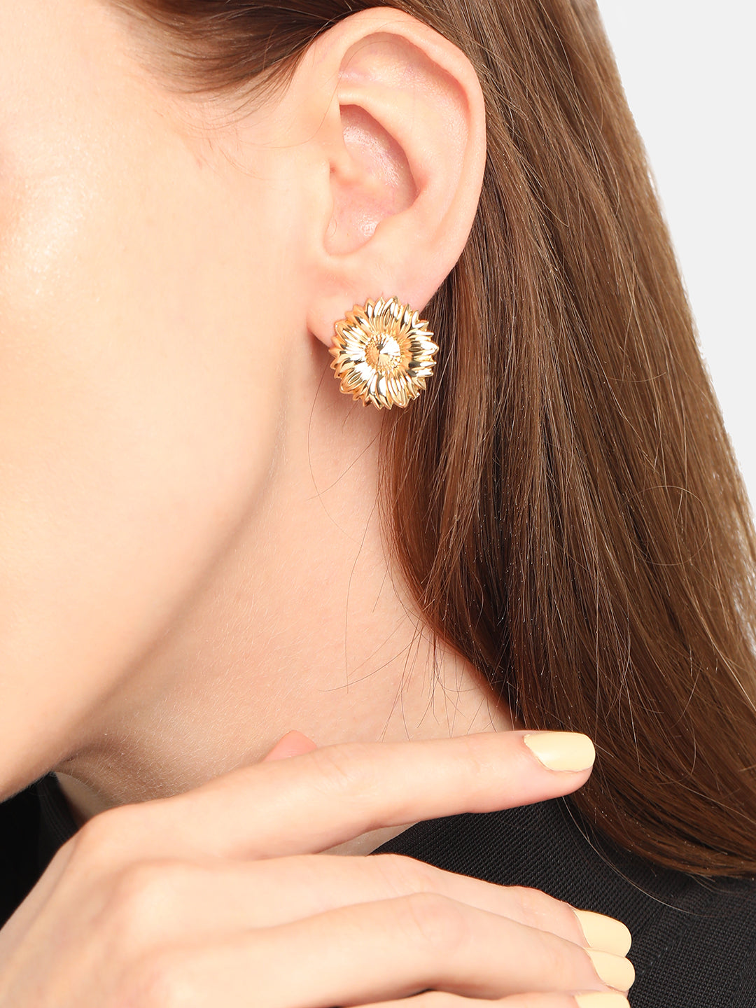 GOLD PLATED PARTY DESIGNER STUD FOR WOMEN