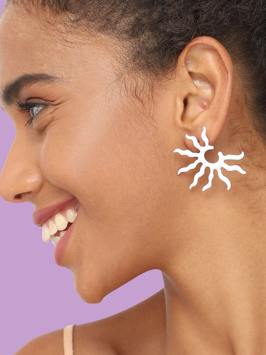 GOLD PLATED PARTY DESIGNER STUD FOR WOMEN
