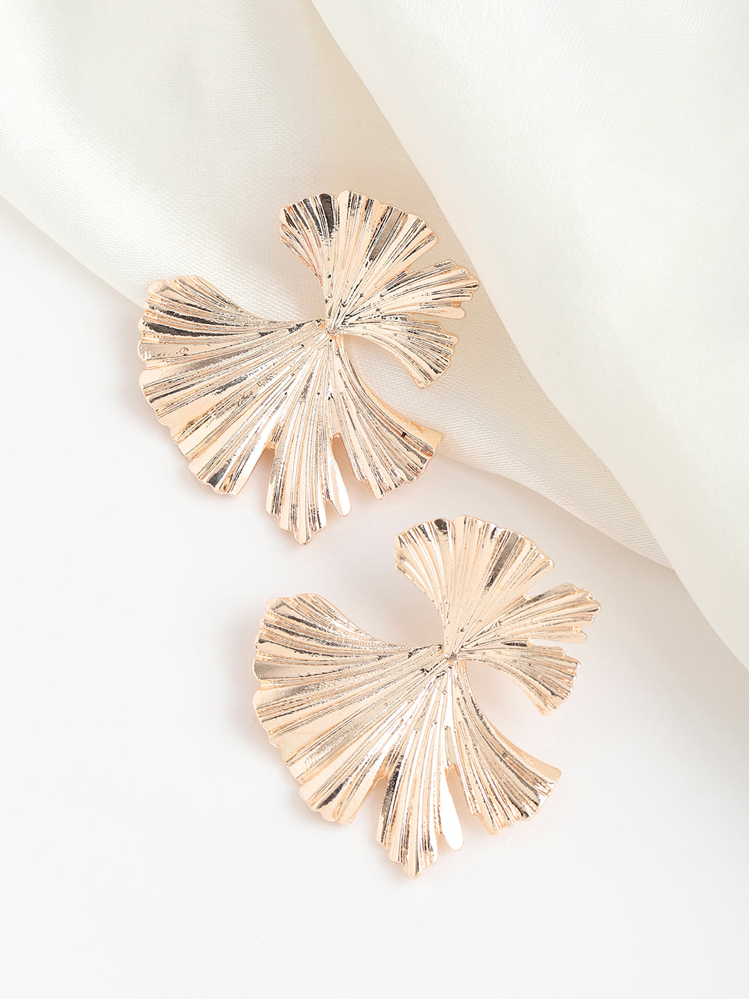 GOLD PLATED PARTY DESIGNER STUD FOR WOMEN