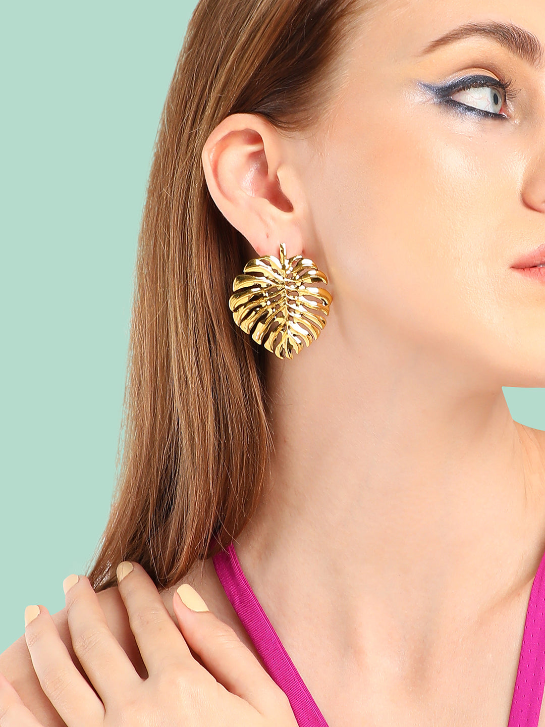 GOLD PLATED PARTY DESIGNER STUD FOR WOMEN