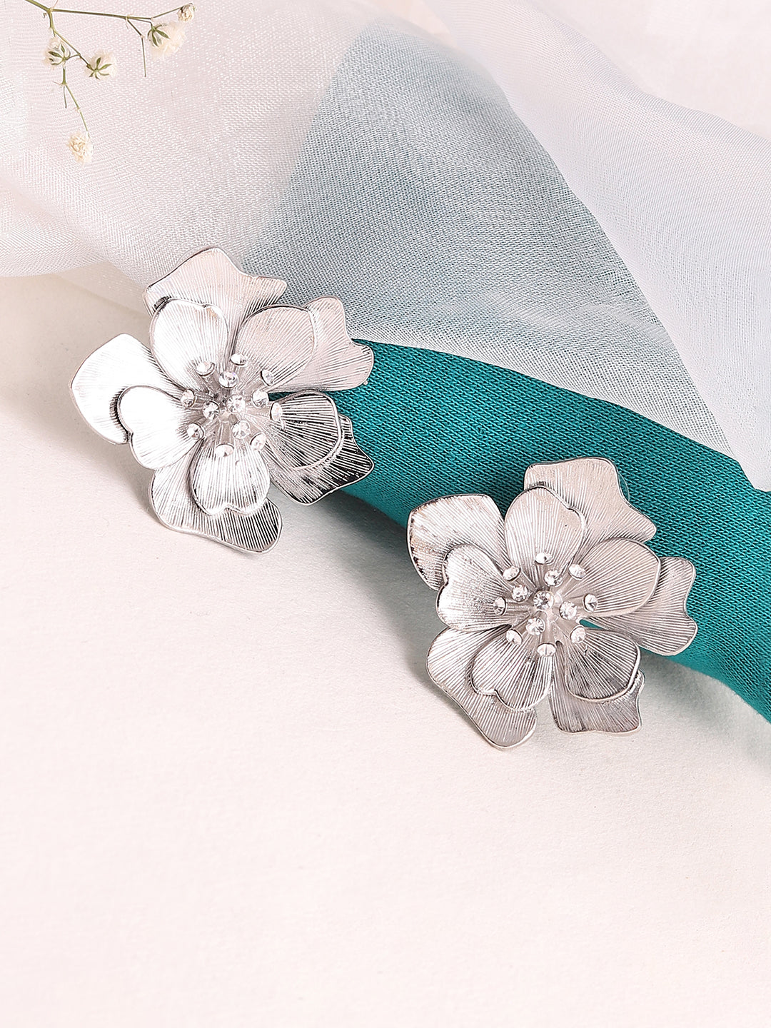 SILVER PLATED PARTY DESIGNER STONE STUD FOR WOMEN