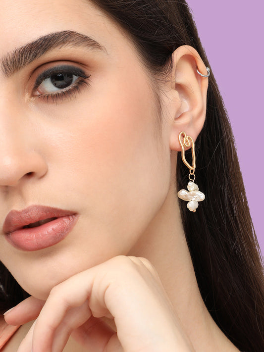 Gold Plated Pearls Casual Drop Earring For Women