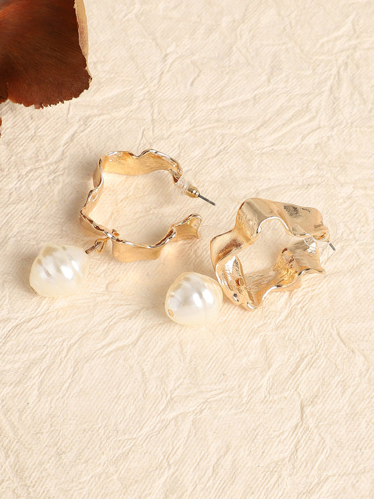 Gold Plated Pearls Casual Hoop Earring For Women