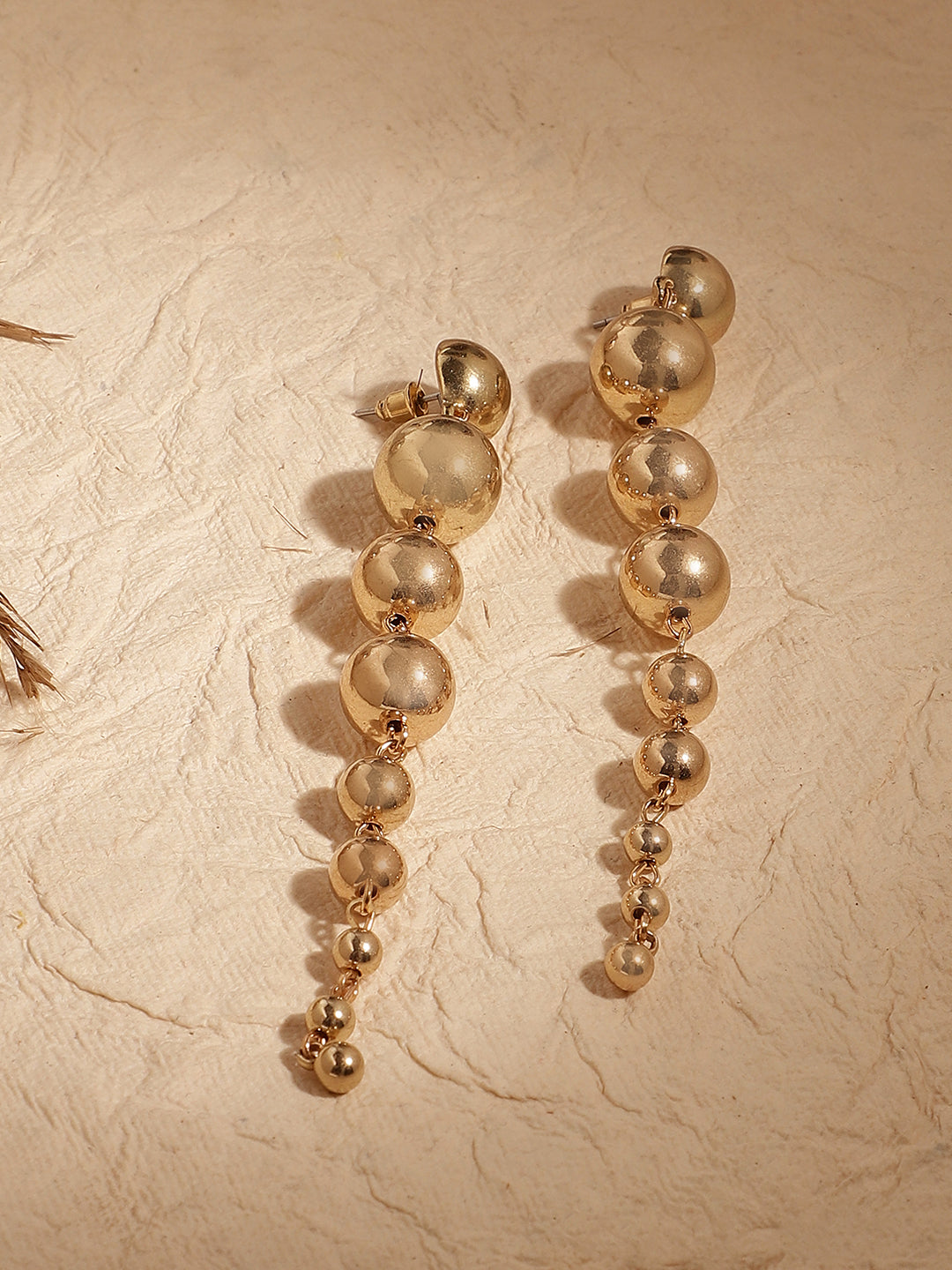 Graceful Baubles