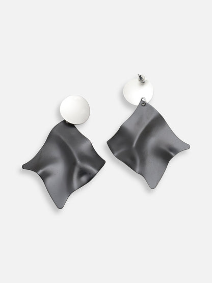SILVER PLATED PARTY DESIGNER DROP EARRING FOR WOMEN