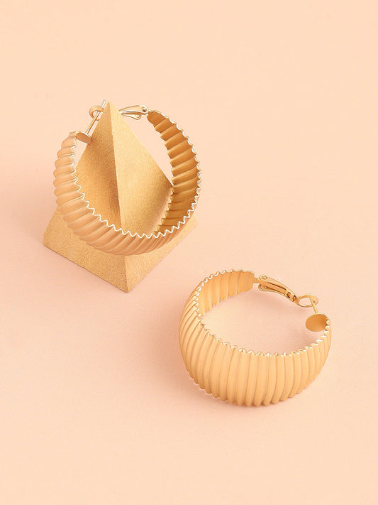 GOLD PLATED PARTY DESIGNER HOOP EARRING FOR WOMEN