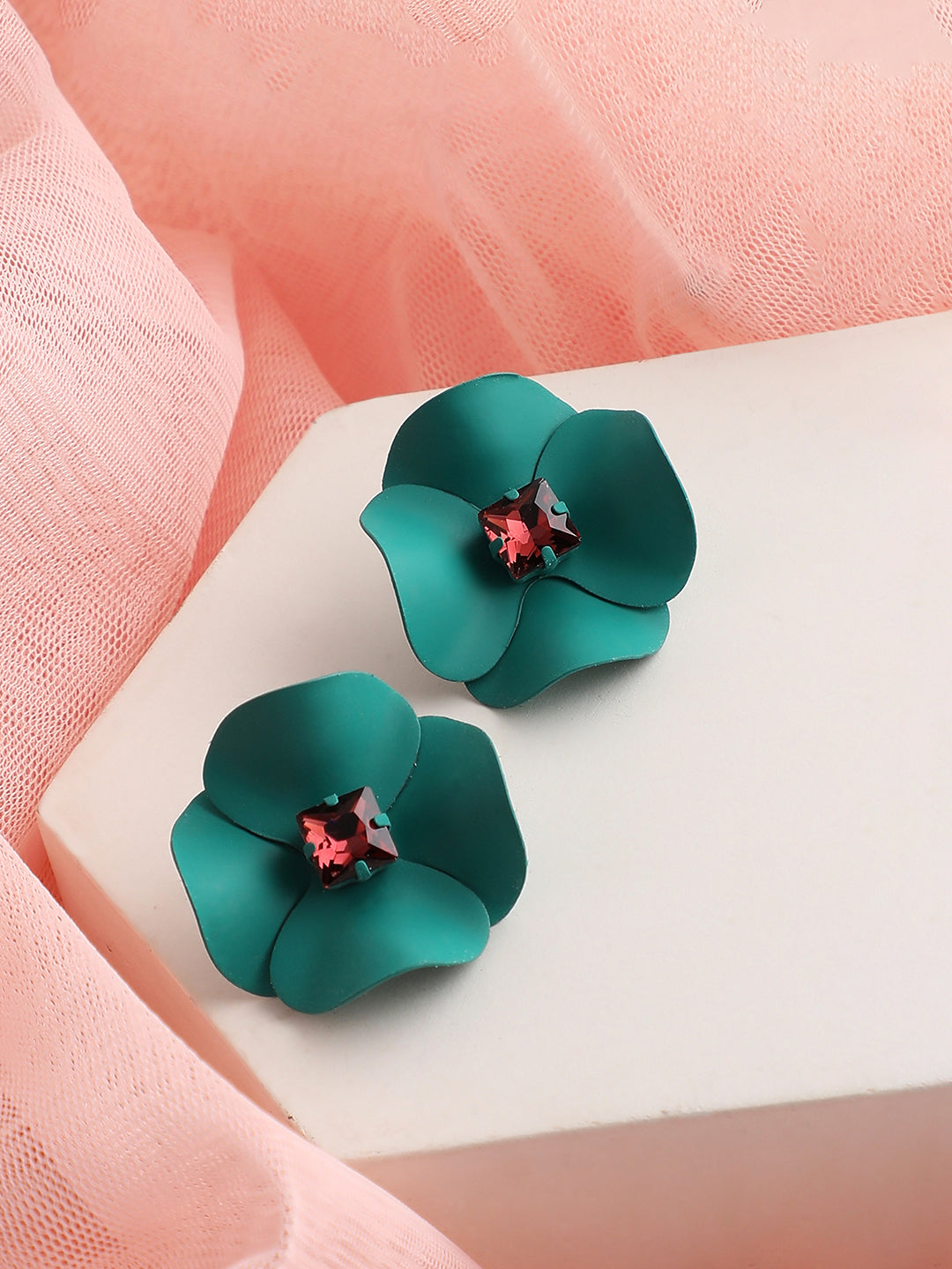 GOLD PLATED PARTY DESIGNER STONE STUD FOR WOMEN