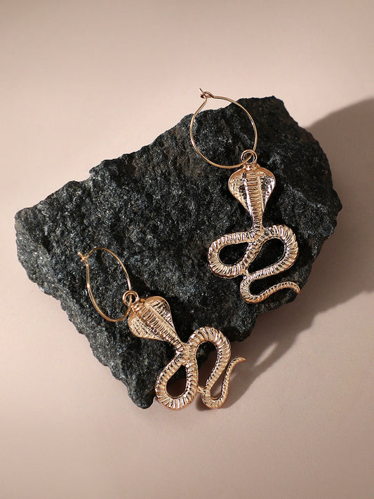 GOLD PLATED DESIGNER DROP EARRING