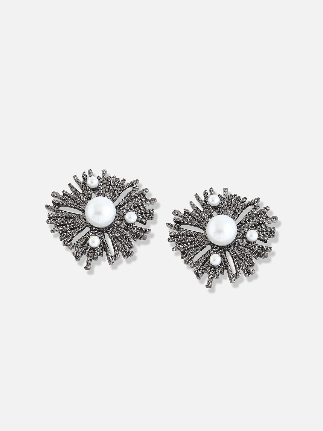 Silver Plated Designer Party Necklace and Earring Set