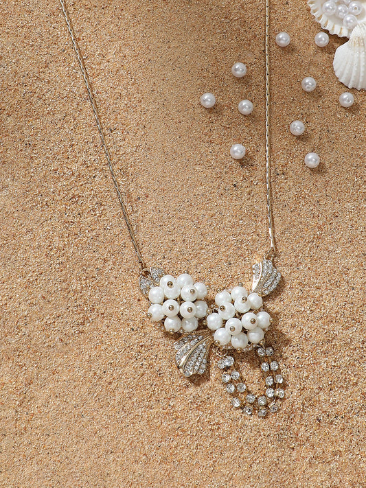 Claire Necklace