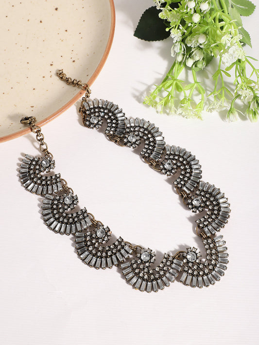 Willa Necklace