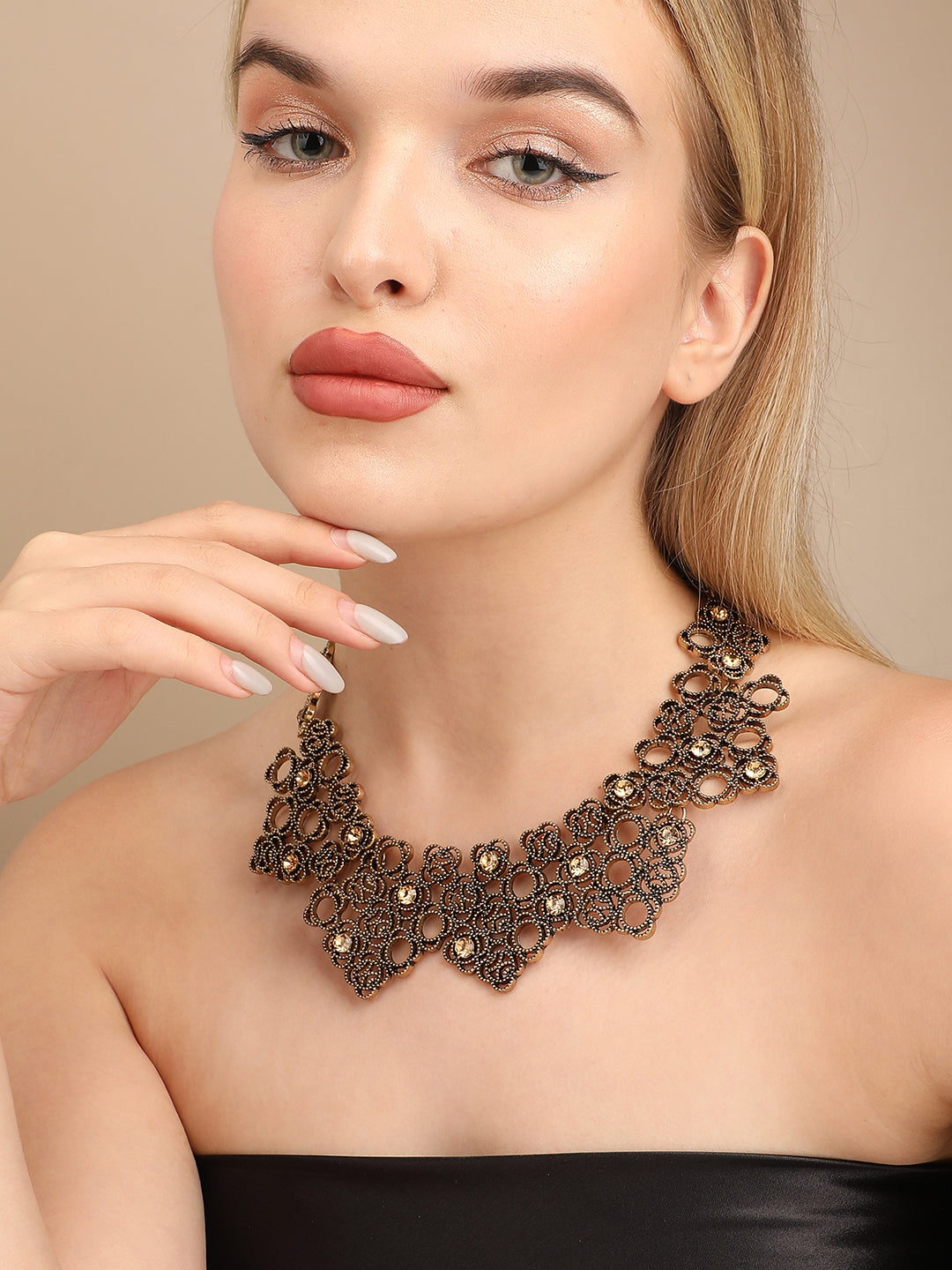 Victoria Necklace