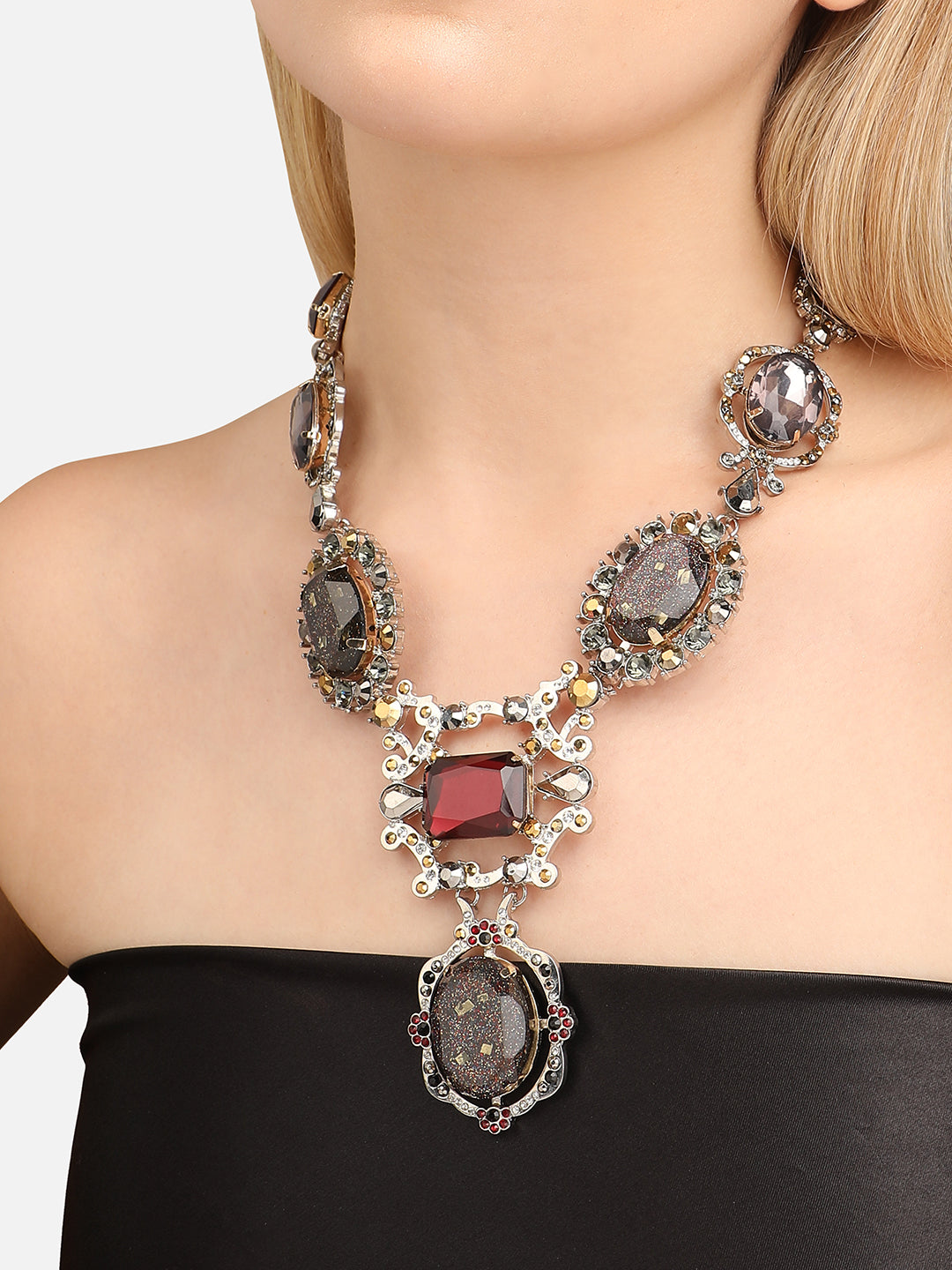 Hessa Statement Necklace