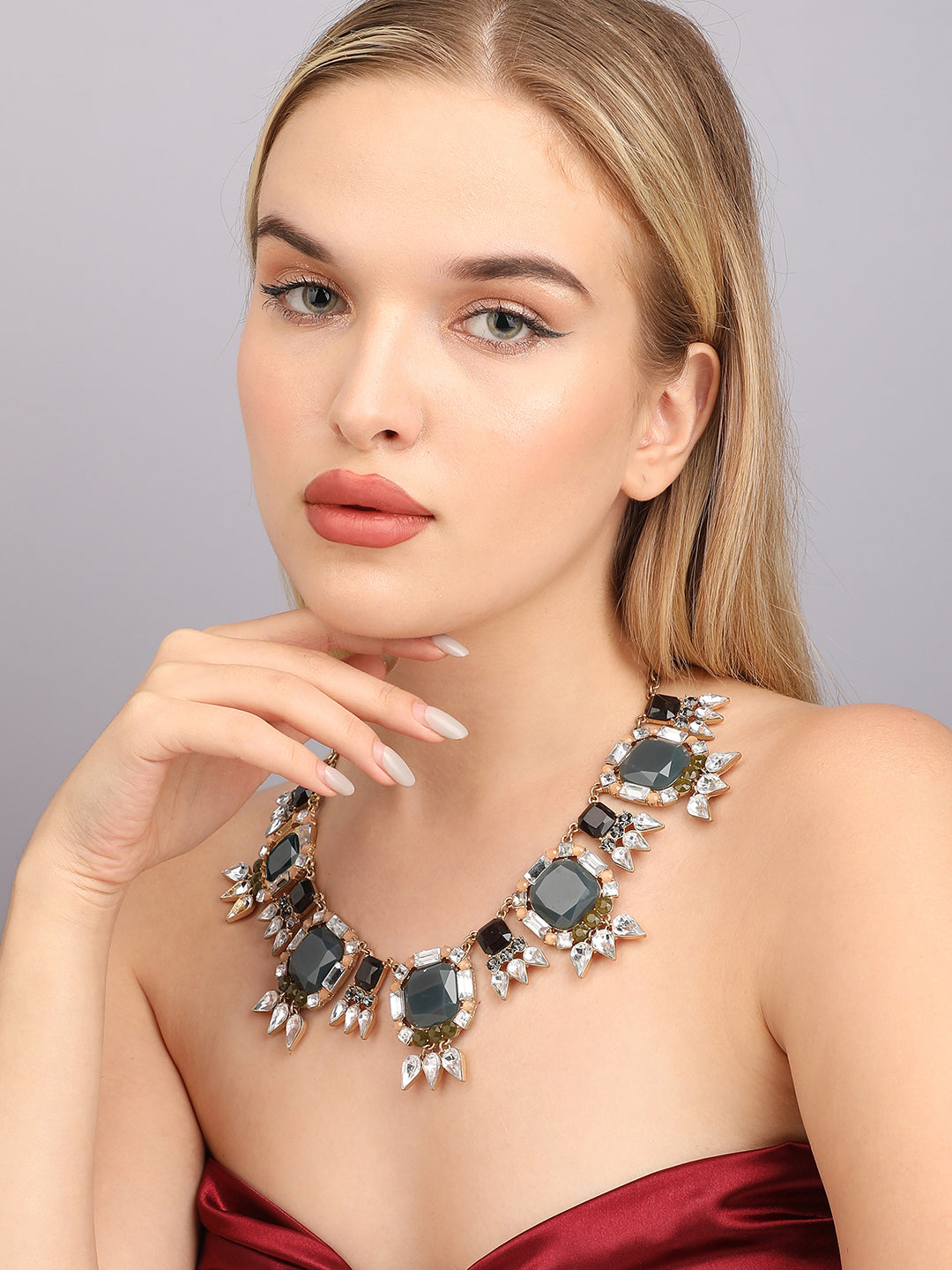 Evelyn Necklace
