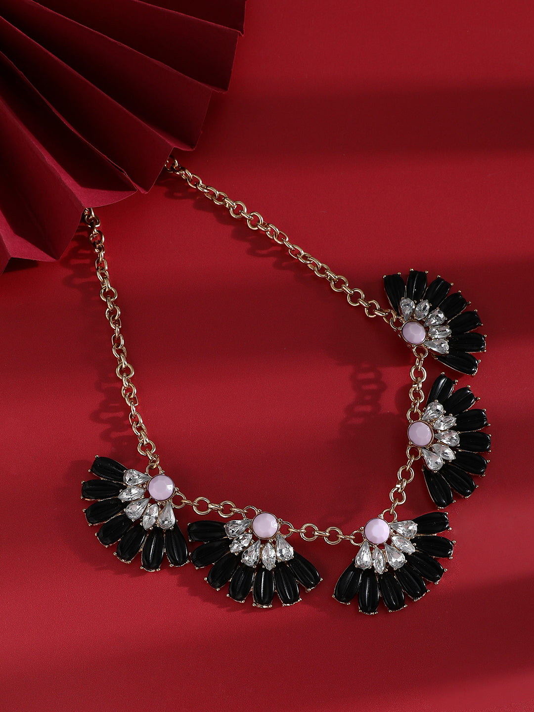 Cora Necklace