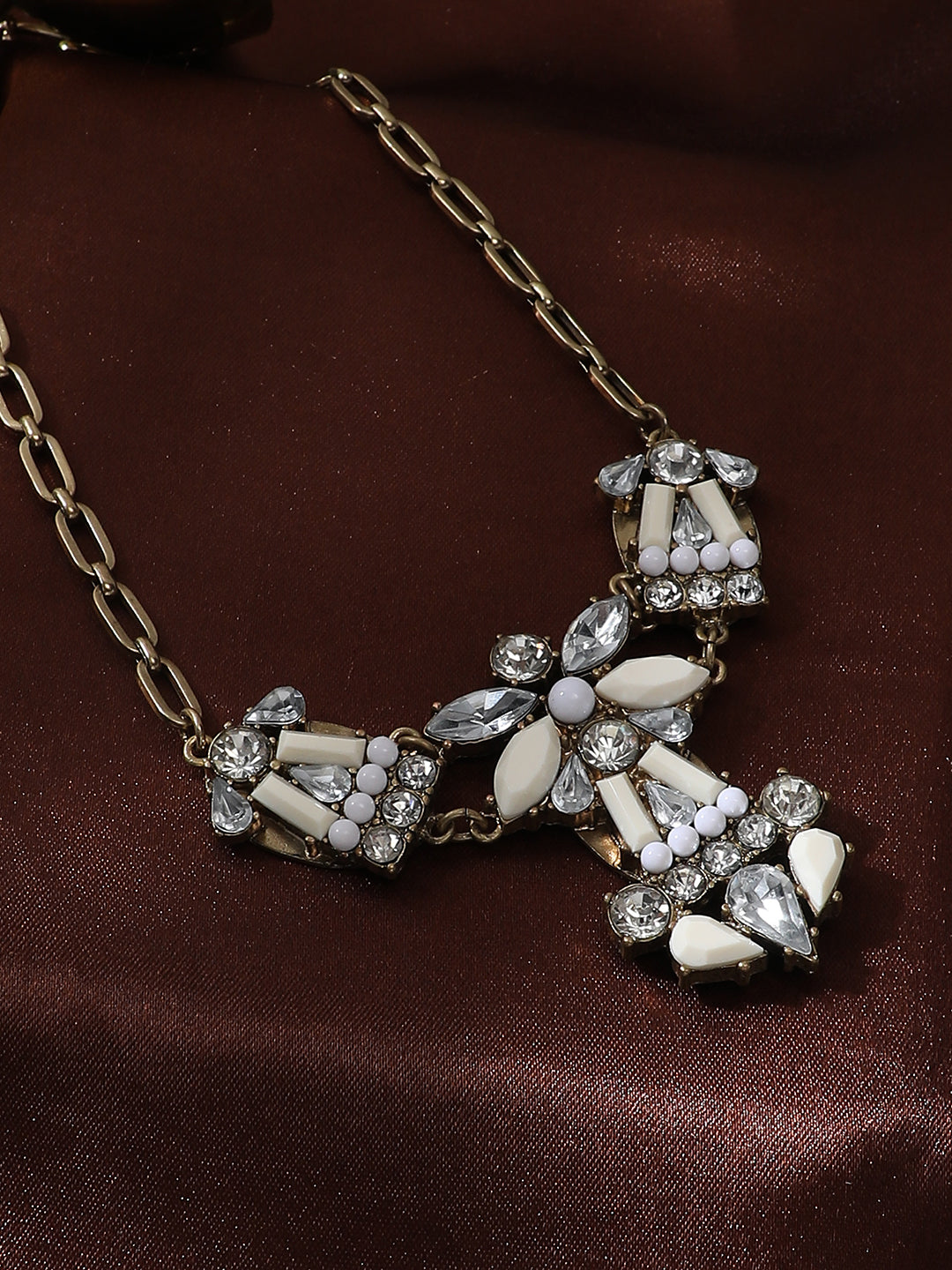 Dora Necklace