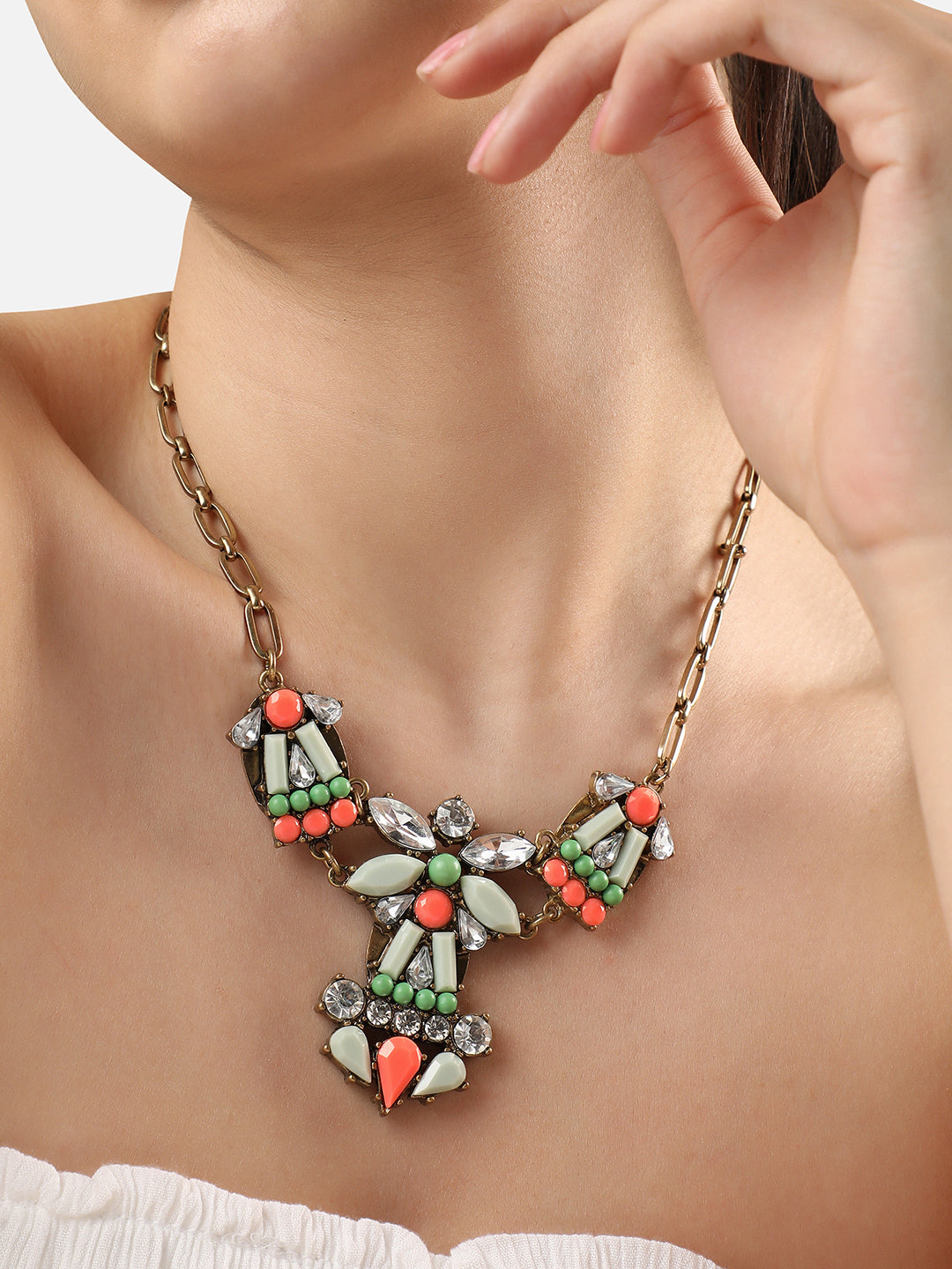 Dina Necklace