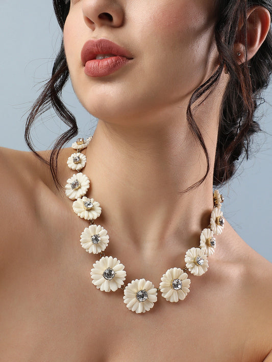 Daisy Necklace