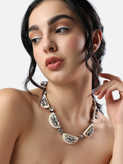 Calista Necklace