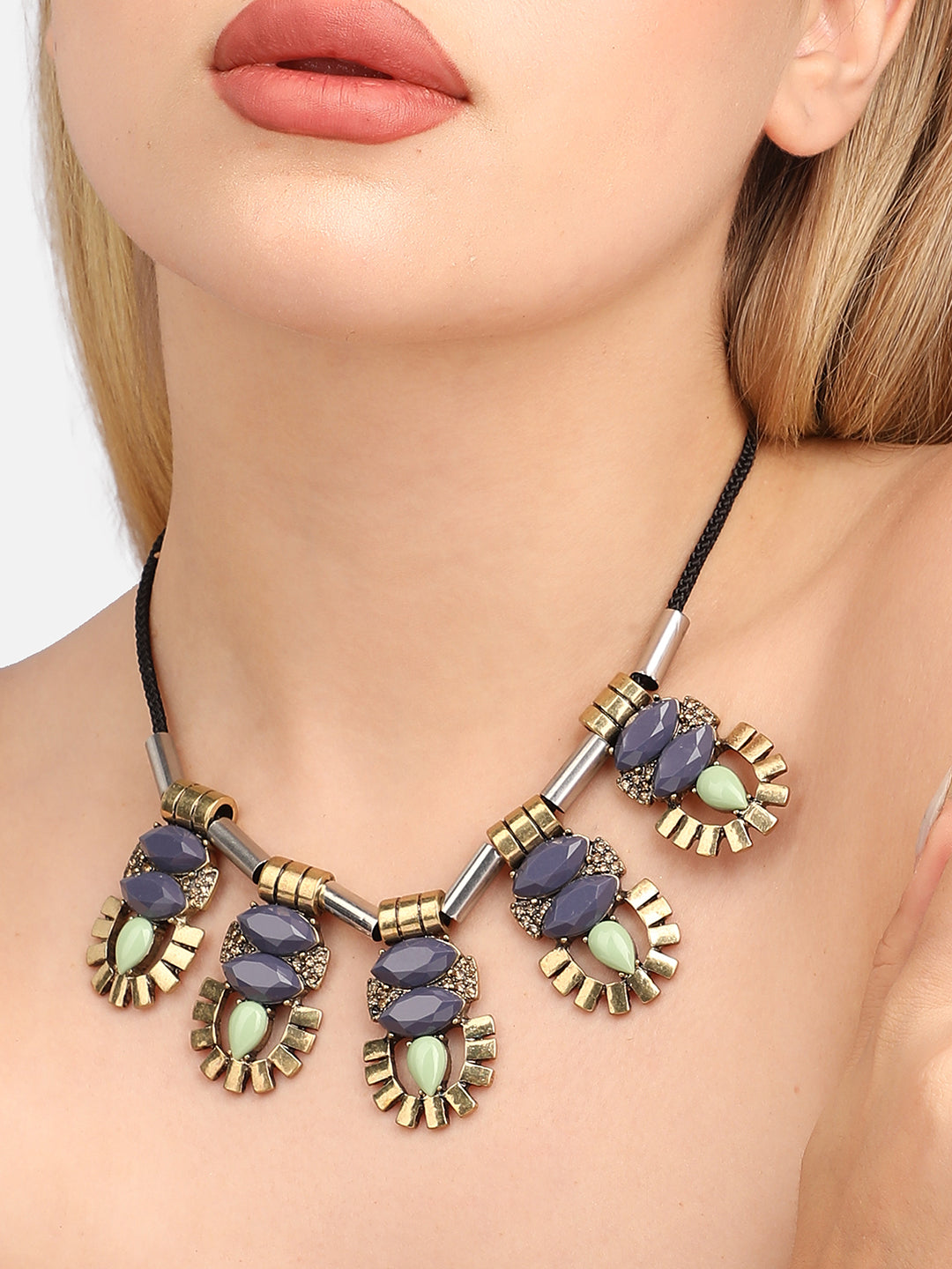 Lila Necklace