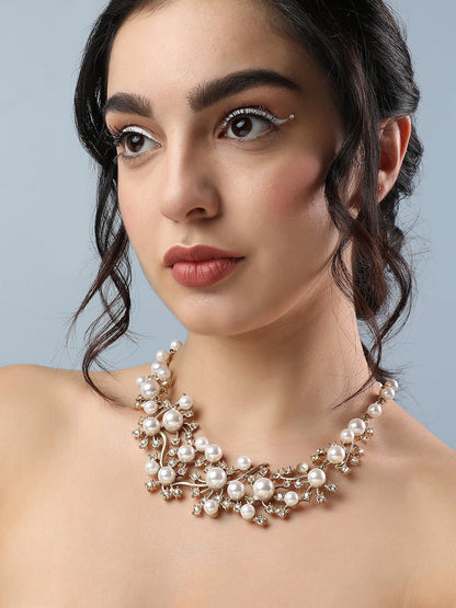 Clustered Pearl Necklace