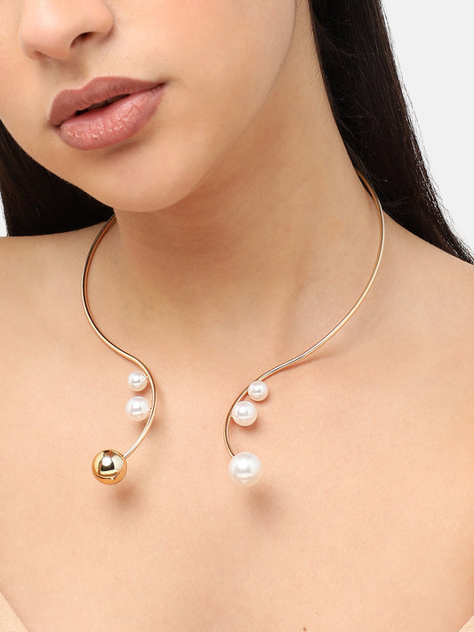 Elegant Pearl Necklace