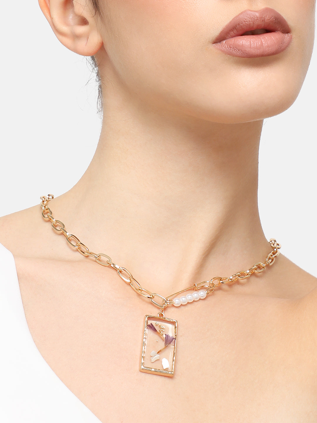 GOLD PLATED CASUAL DESIGNER PENDANT NECKLACE FOR WOMEN