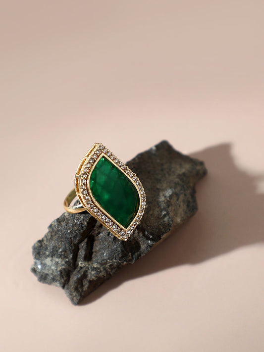 Emerald RING