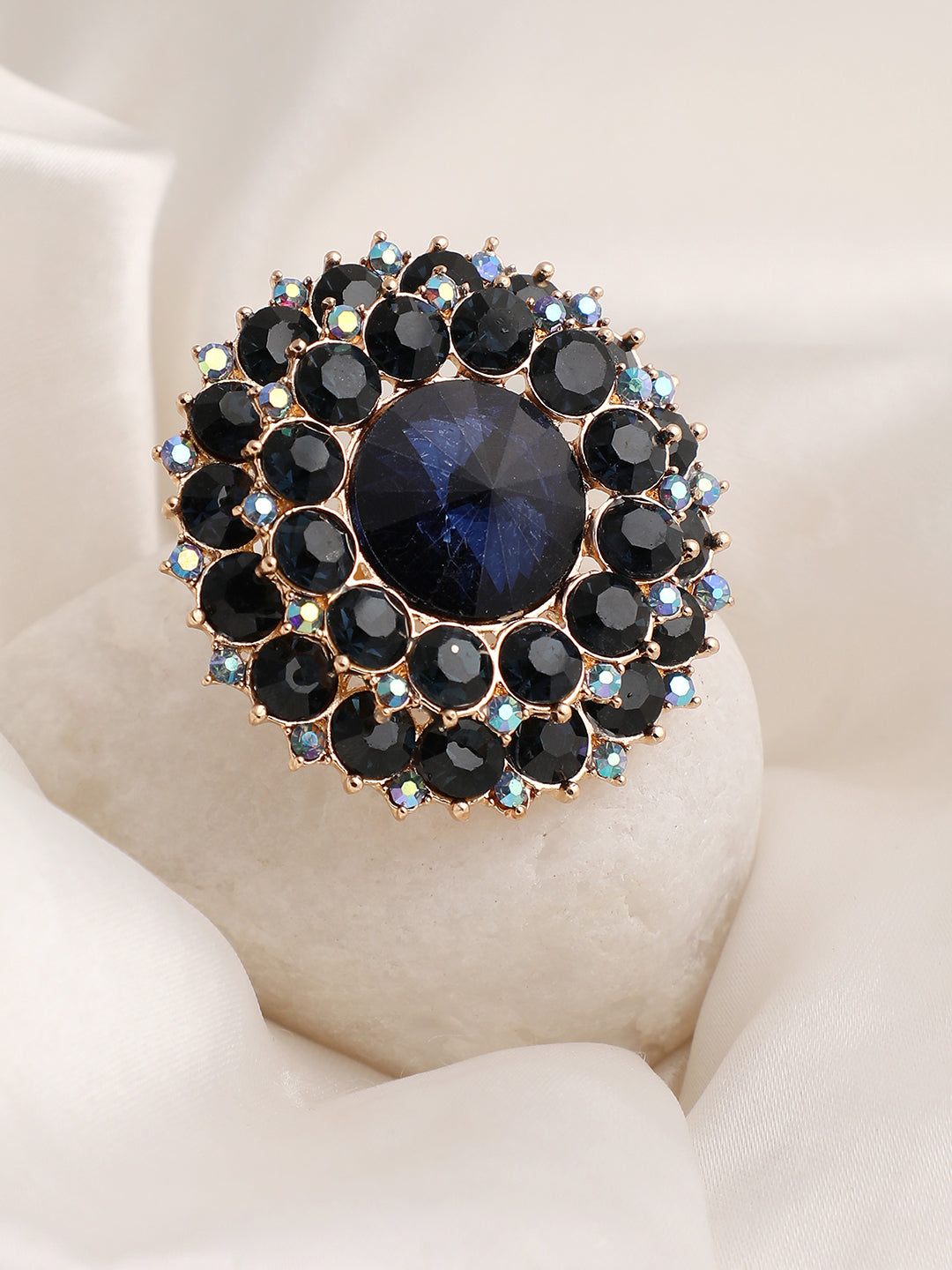 Queen Shine Ring