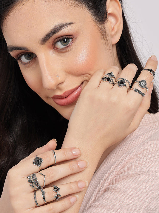 DESIGNER SET OF 15 RINGS