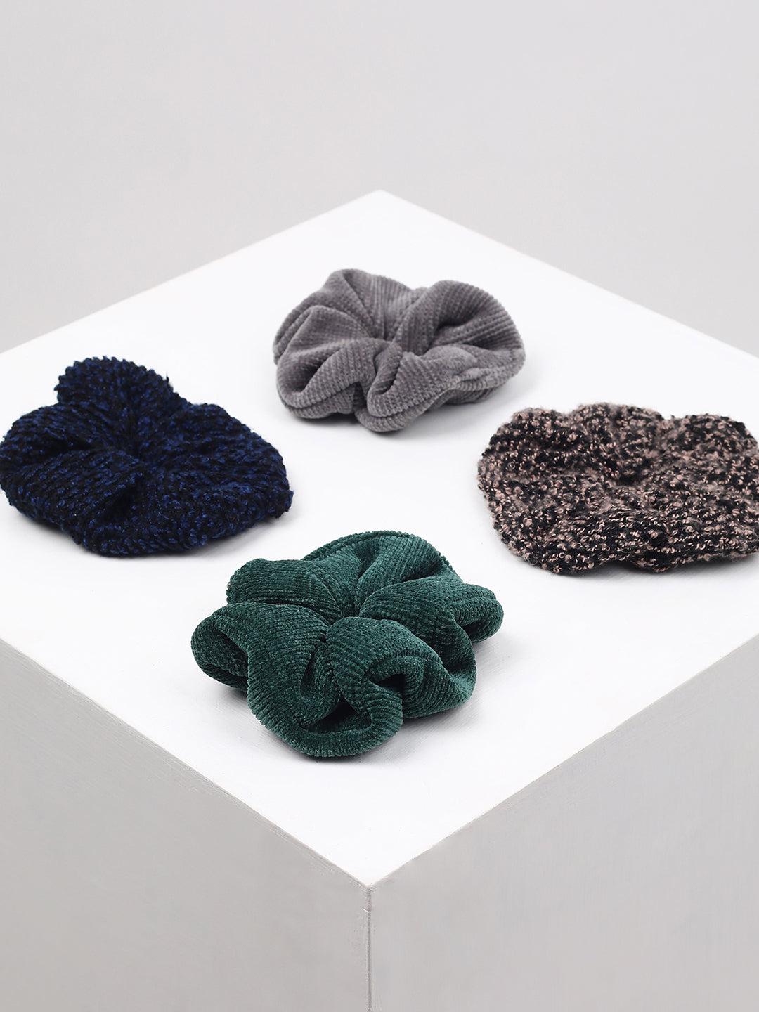 PACK OF 4 SCRUNCHIES