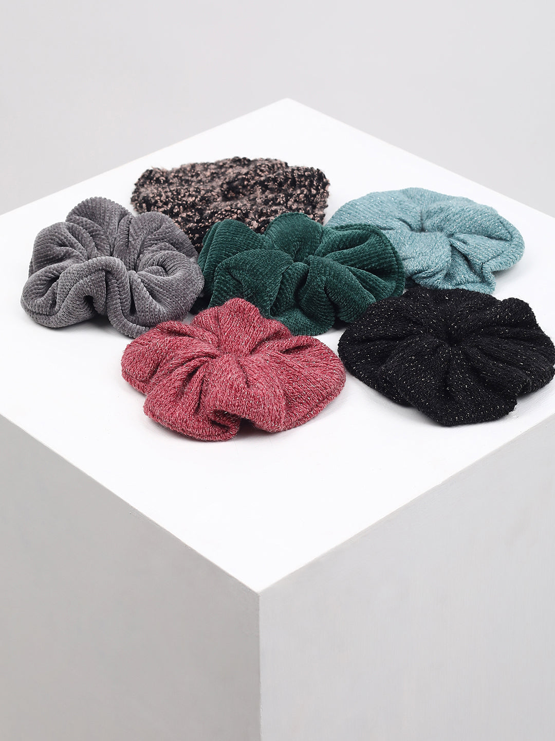 PACK OF 6 SCRUNCHIES