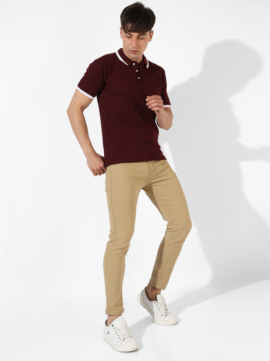 Campus Sutra Men T-Shirt