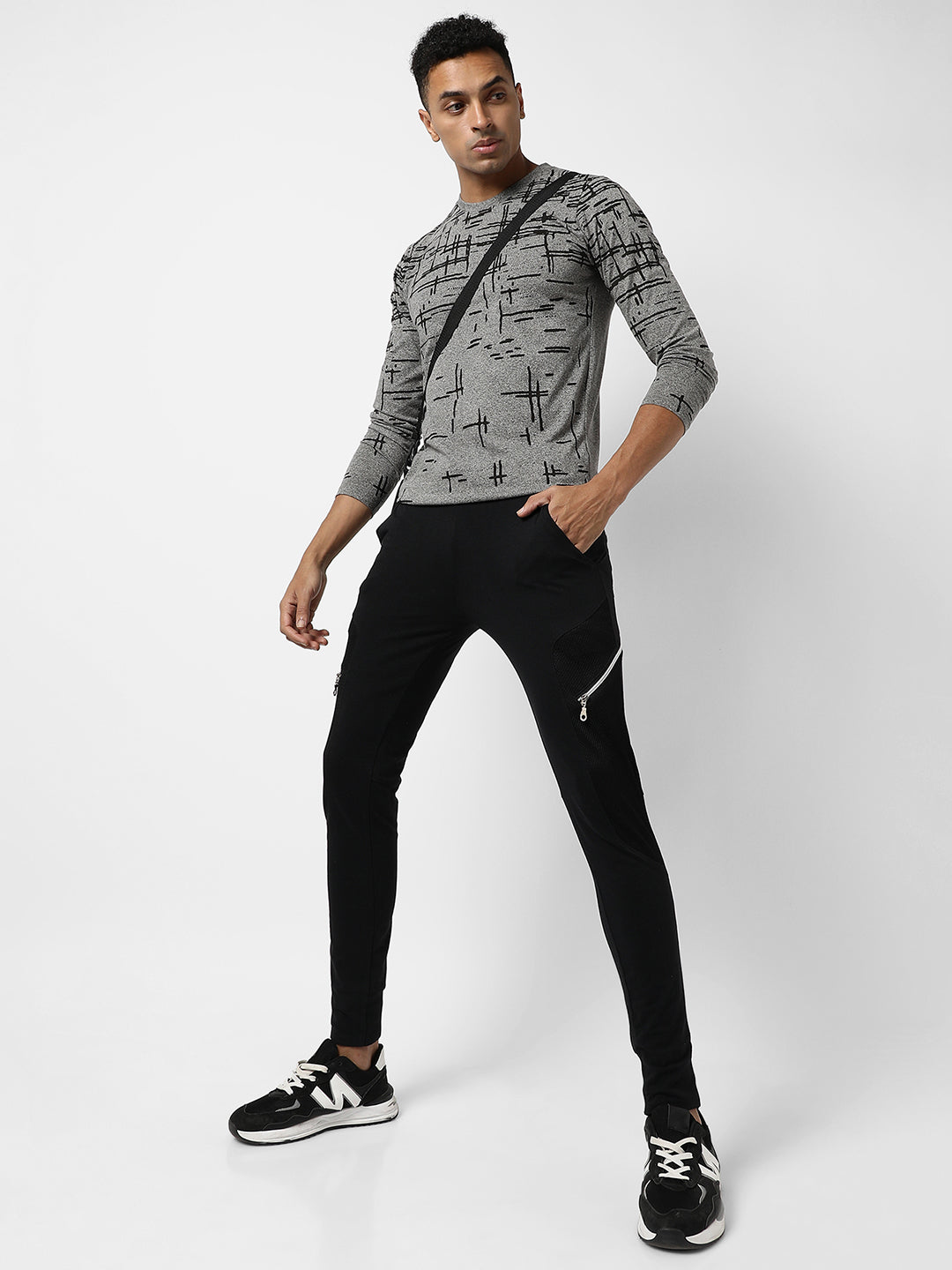 Campus Sutra Men T-Shirt