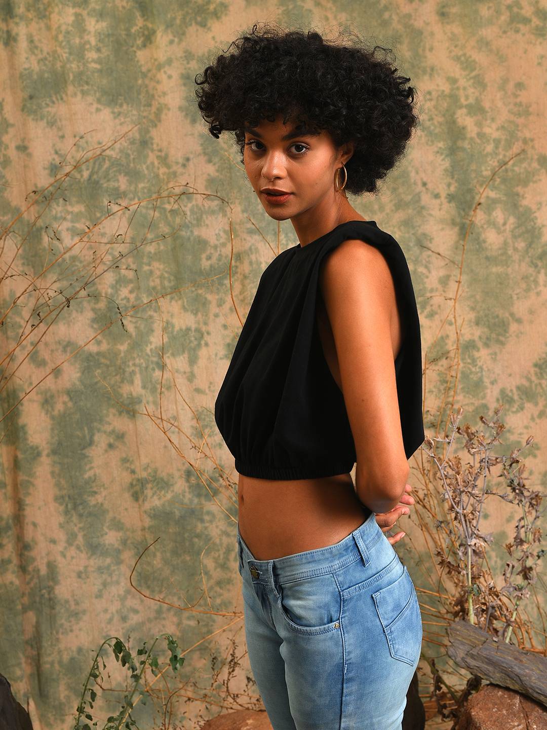 Solid Stylish Casual Crop Top