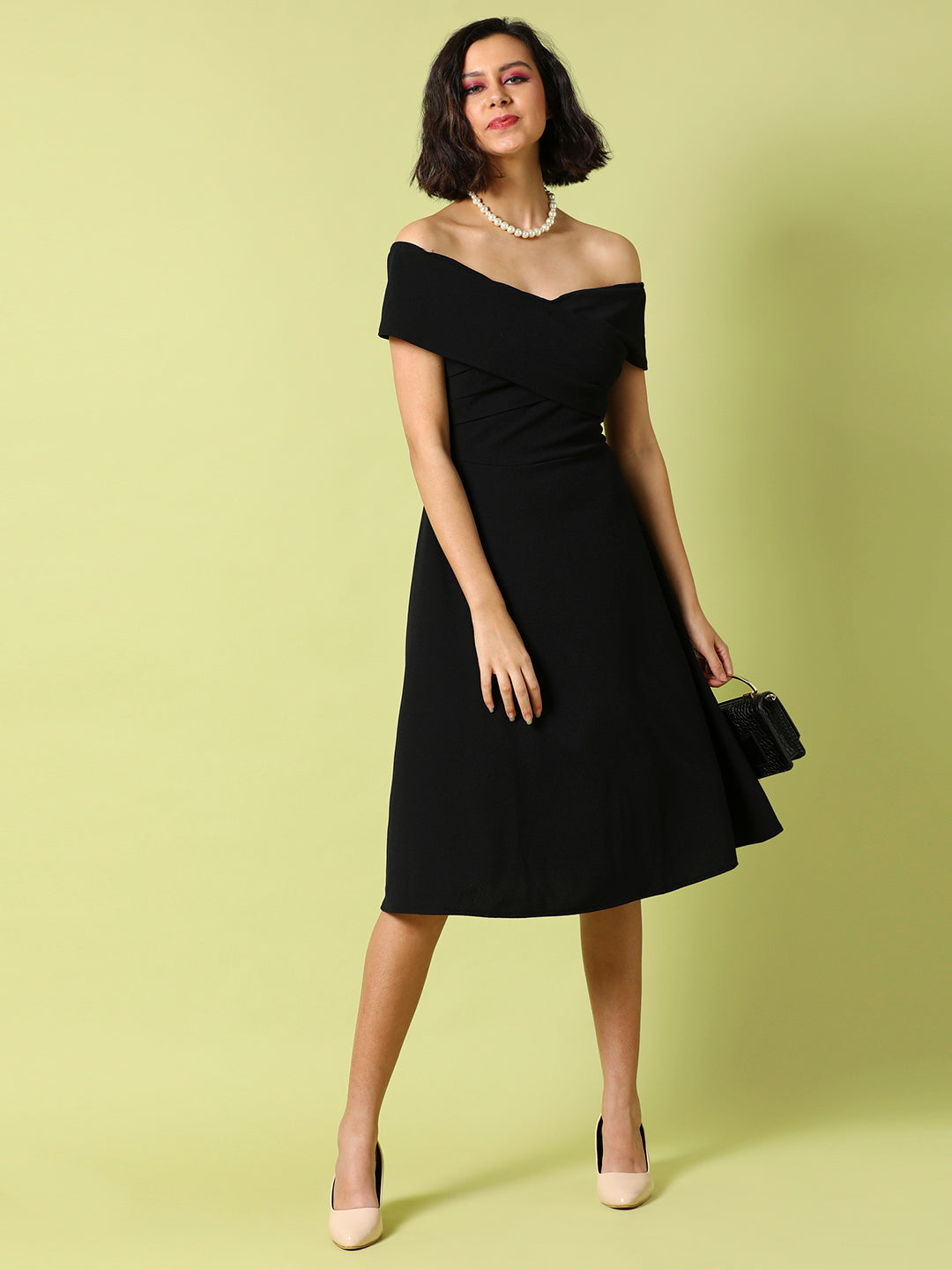 Dress With Criss-Cross Detail