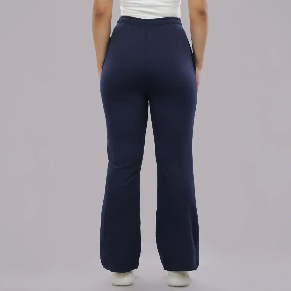 Women's Solid Cotton Rich Baggy Track Pant