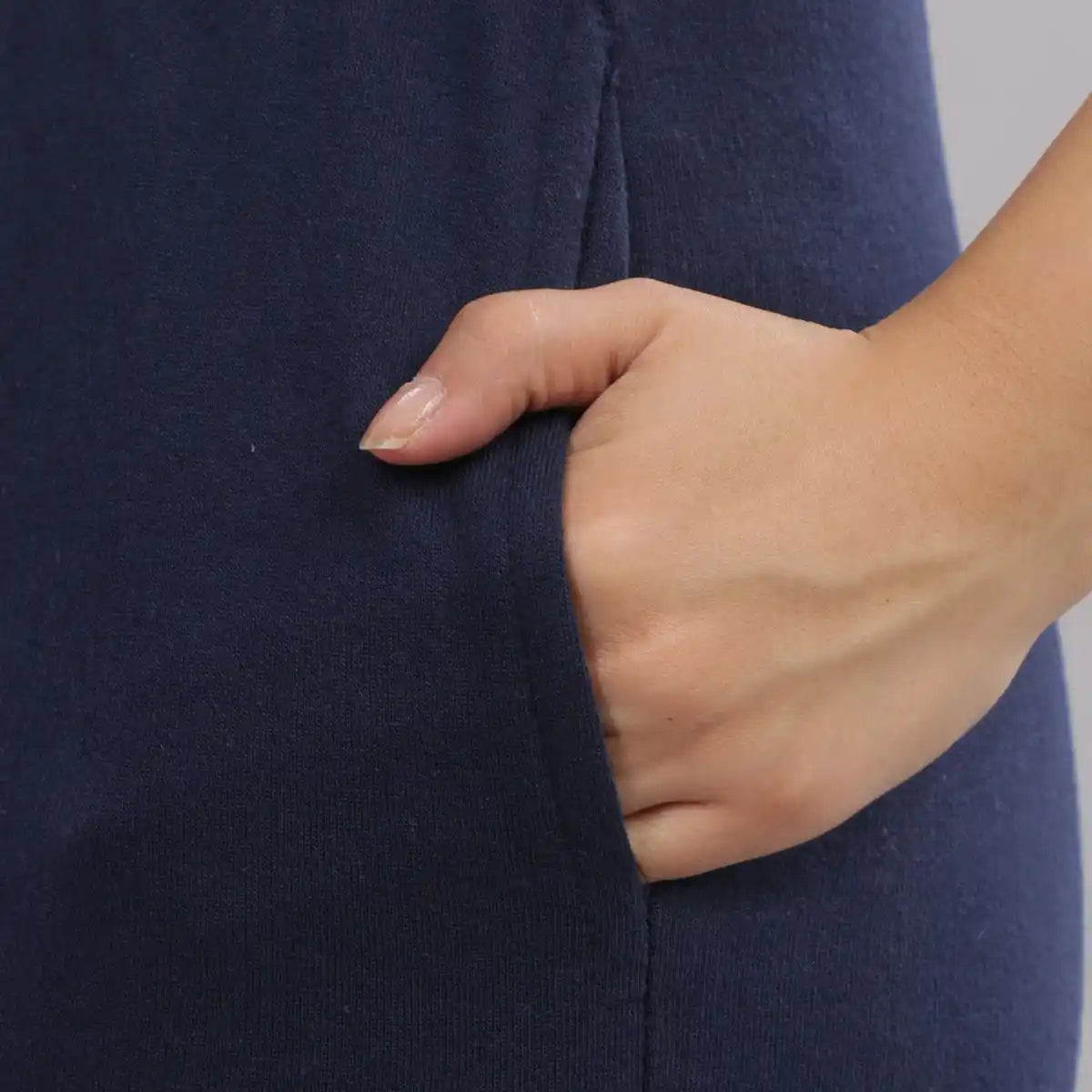 Women's Solid Cotton Rich Baggy Track Pant