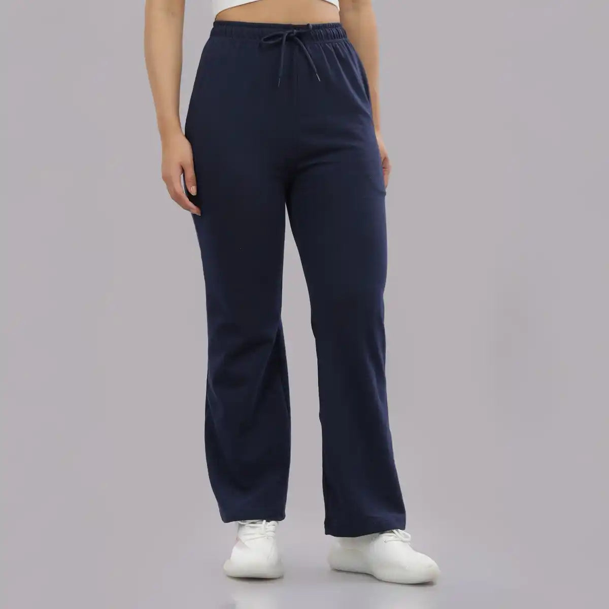 Women's Solid Cotton Rich Baggy Track Pant