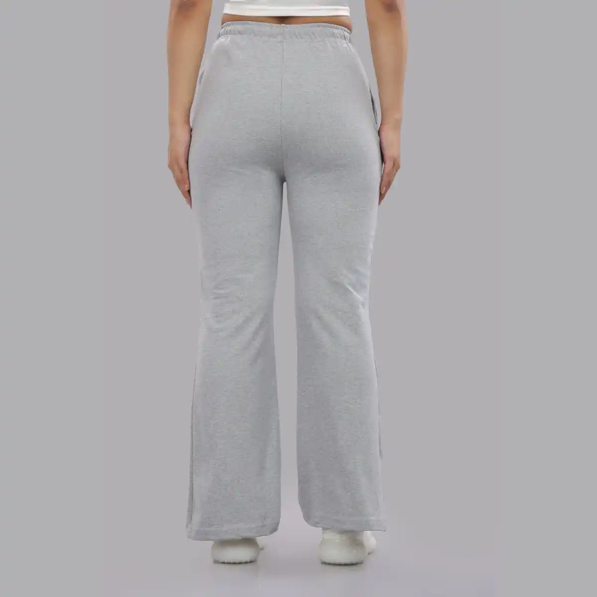 Women's Solid Cotton Rich Baggy Track Pant