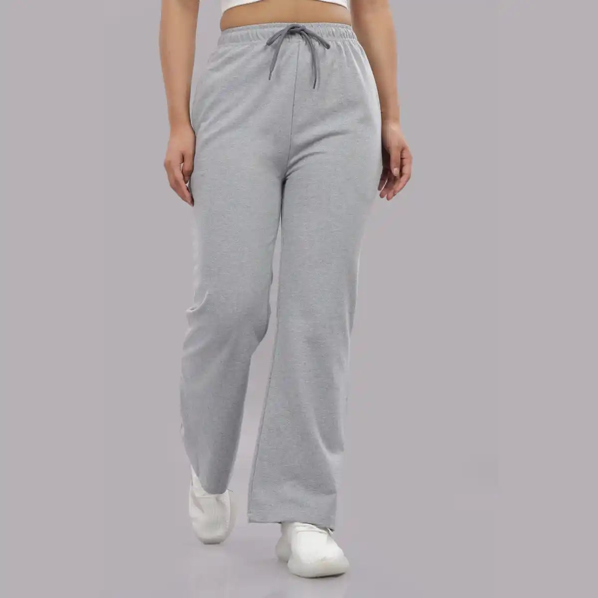 Women's Solid Cotton Rich Baggy Track Pant