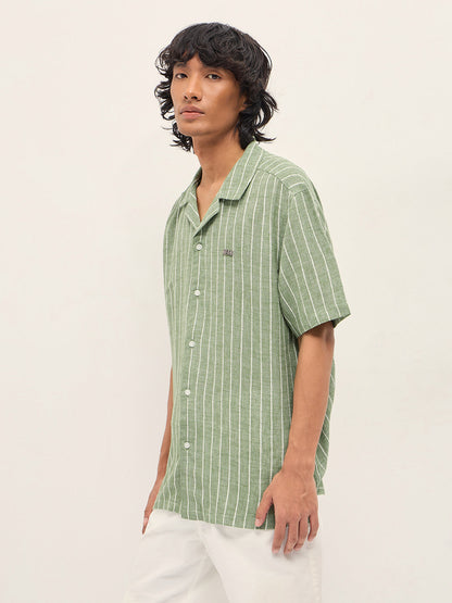 Green Vertical Textured Stripe Relaxed Fit Half Sleeve Casual Shirt