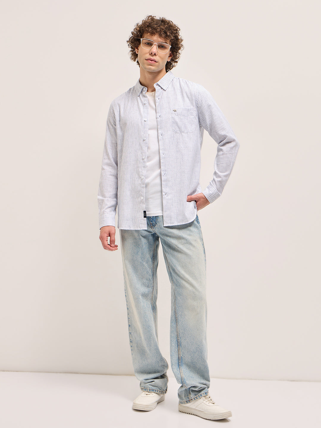 White Vertical Pin Stripes Slim Fit Casual Shirt