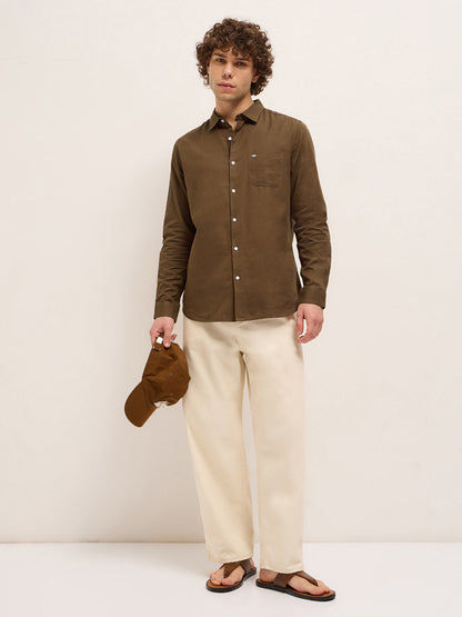 Dark Brown Solid Slim Fit Casual Shirt