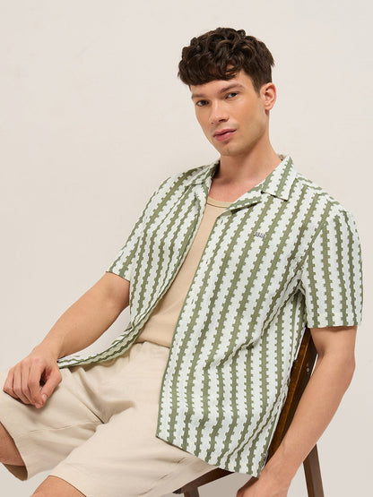 Green Geometrical Woven Self-Design Relaxed Fit Casual Shirt