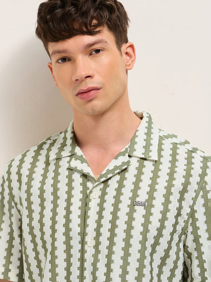 Green Geometrical Woven Self-Design Relaxed Fit Casual Shirt