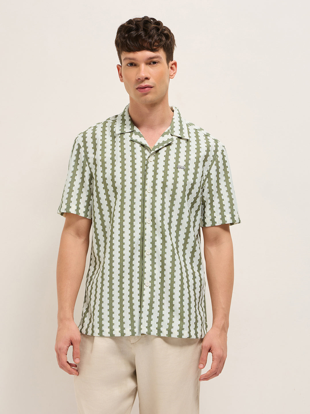 Green Geometrical Woven Self-Design Relaxed Fit Casual Shirt