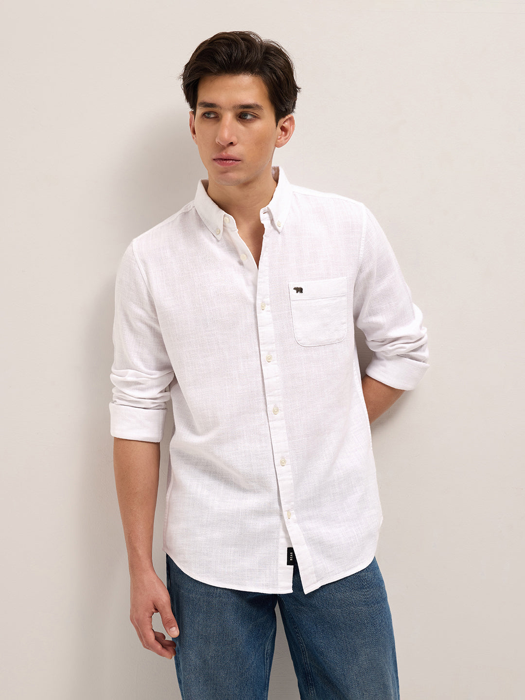 White Solid Slim Fit Cotton Casual Shirt with Button-Down Collar