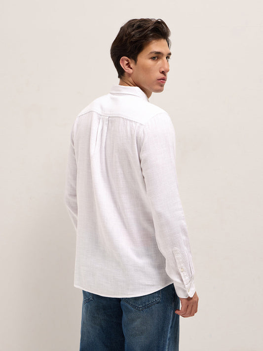 White Solid Slim Fit Cotton Casual Shirt with Button-Down Collar